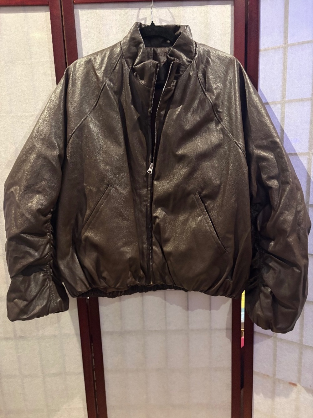 Short Sentence Cropped Leather Puffer Jacket | Brown | Ruched Sleeve Bomber | S
